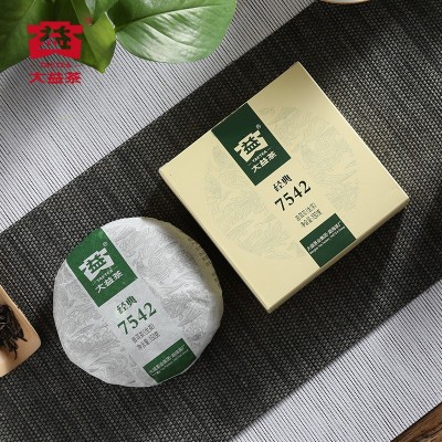 云南普洱茶生茶 大益经典7542生茶饼150g 盒装茶叶